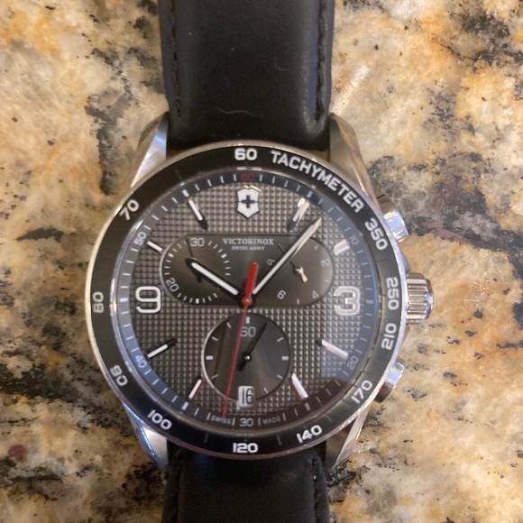 Victorinox Other - Wristwatch Victorinox Swiss Army Chronograph 241657.1 Grey bezel/dial